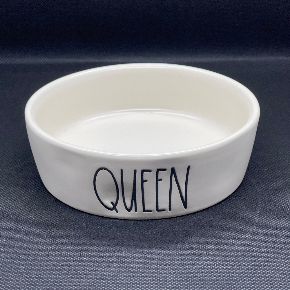 Rae Dunn "queen" cat bowl